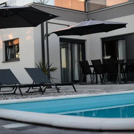 Villa Apricus Cro Kastela