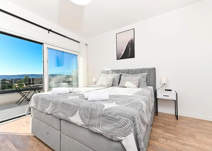 Apricus Cro * Kaštela