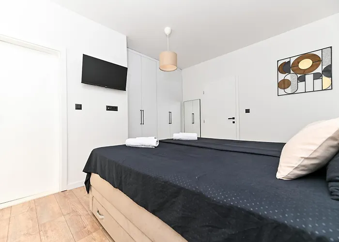 Apricus Cro Kaštela